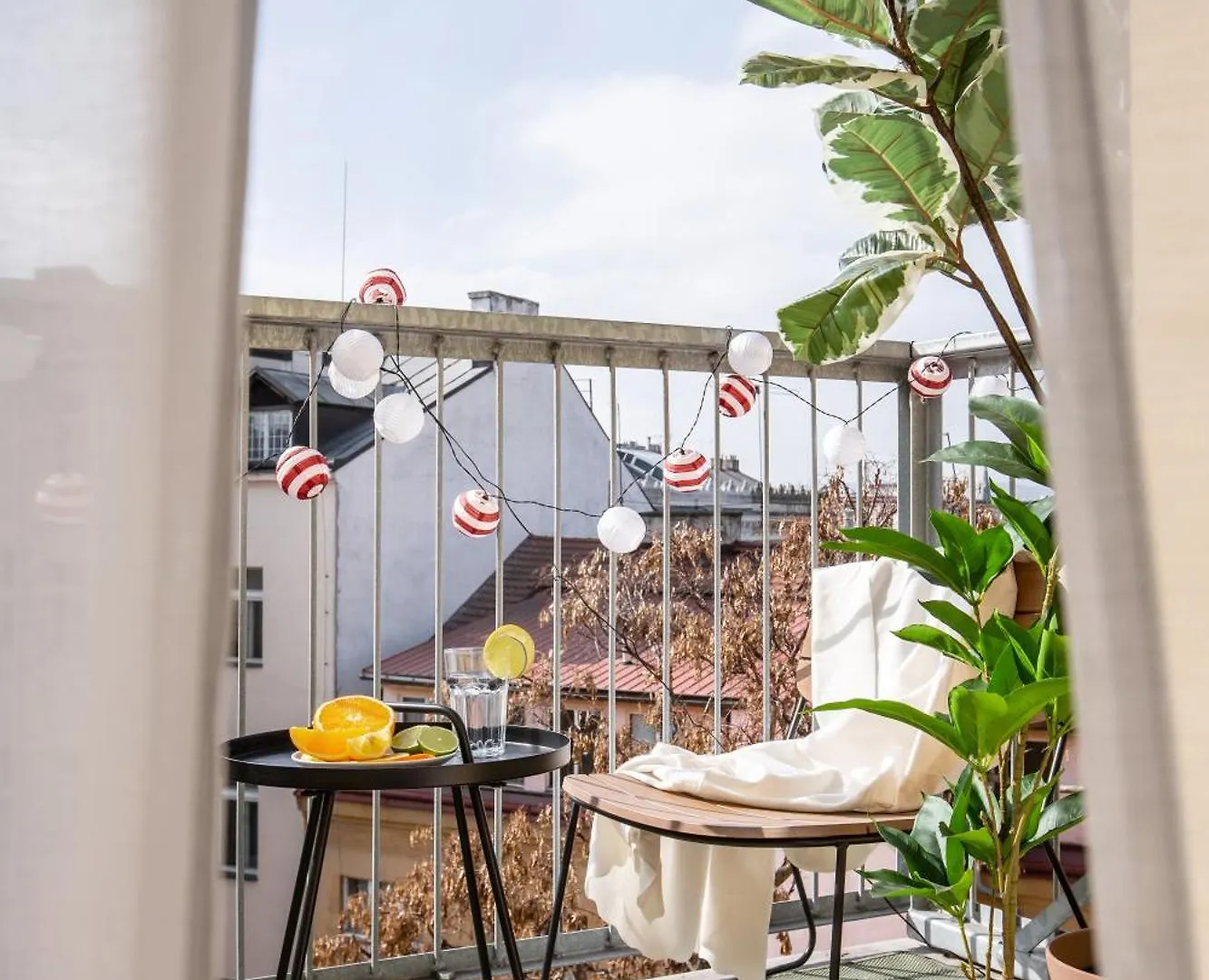 Turnkey I Angelo Roma Apartments Praga