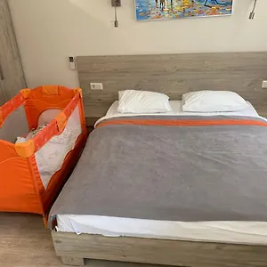 https://summit-apartments.hotels-of-kiev.com