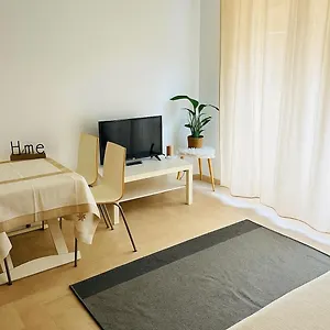 studio-4-couchages-200-m-de-la-plage-garage.fr-provencehotel.com/