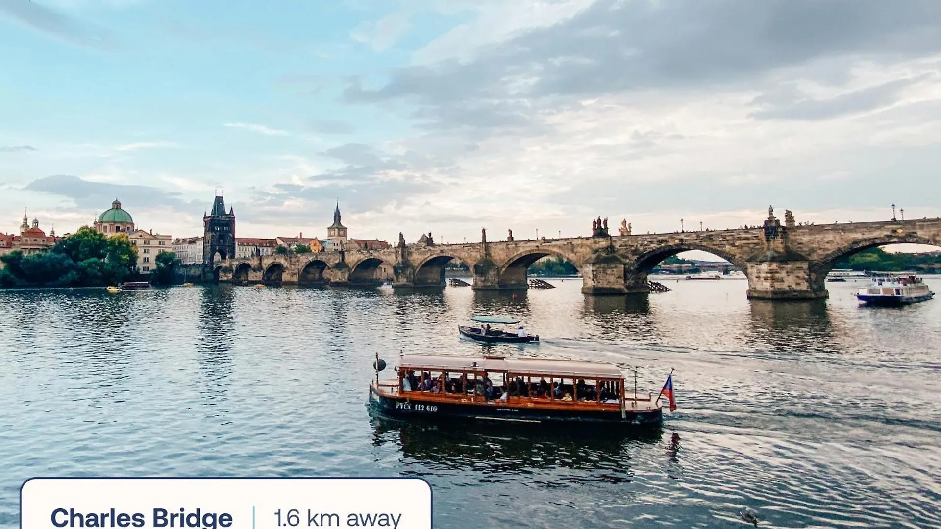 Turnkey I Angelo Roma Apartments Praga